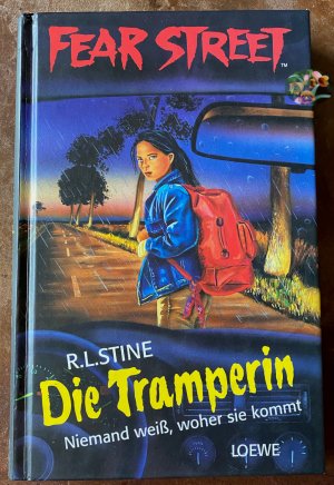 gebrauchtes Buch – Stine, Robert L – FEAR STREET - Die Tramperin. Niemand weiß, woher sie kommt