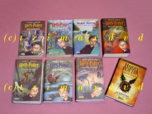 gebrauchtes Buch – Joanne K. Rowling – Harry Potter Büchersammlung Band 1-7 + Das verwunschene Kind Teil Eins und Zwei _ Harry Potter und der Stein der Weisen & Harry Potter und die Kammer des Schreckens & Harry Potter und der Gefangene von Askaban & Harry Potter und der Feuerkelch & Harry Potter und der Orden des Phönix & Harry Potter und der Halbblutprinz & Harry Potter und die Heiligtümer des Todes & Harry Potter und das verwunschene Kind (Teil 1 + 2)