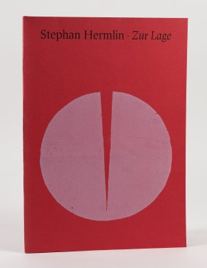 Zur Lage [Essay]. Mit 6 typographischen Figurationen von Albert Kapr. Heft 21 der Reihe »24 x 34. Blätter zu Literatur und Graphik« des Leipziger Bibliophilen […]