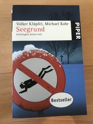 gebrauchtes Buch – Klüpfel, Volker; Kobr, Michael – Seegrund - Kluftingers dritter Fall