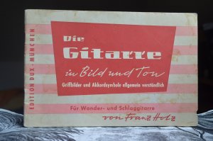 gebrauchtes Buch – Thomas David – Die Schlag-Gitarre in Bild und Ton. Griffbilder und Akkordsymbole allgemein verständlich