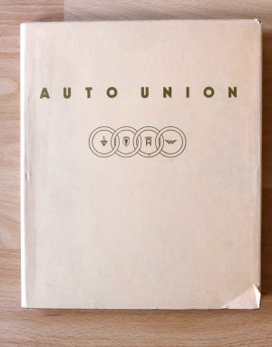 Dieses Buch wurde von der Auto Union aus Anlaß der Inbetriebnahme ihres neuen Verwaltungsgebäudes im Jahre 1936 herausgegeben. Den Text schrieb Ionny […]