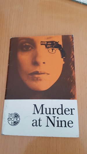 gebrauchtes Buch – rosemary hellyer-jones – Murder at nine