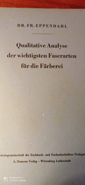 Qualitative Analyse der wichtigsten Faserarten für die Färberei.