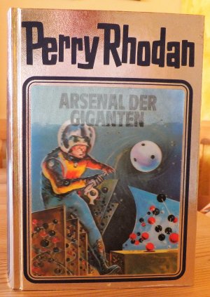 gebrauchtes Buch – Arsenal der Giganten - Perry Rhodan Silberband 37 – Arsenal der Giganten - Perry Rhodan Silberband 37