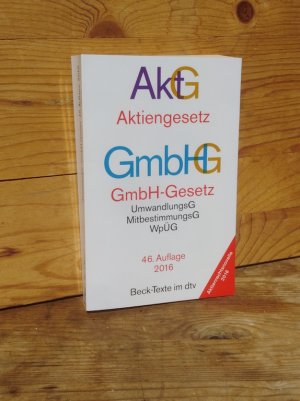 gebrauchtes Buch – Hirte, Heribert  – Aktiengesetz / GmbH-Gesetz, mit Umwandlungsgesetz, Wertpapiererwerbs- und Übernahmegesetz, Mitbestimmungsgesetzen und Deutschem Corporate Governance Kodex. Textausgabe mit ausführlichem Sachverzeichnis und einer Einführung