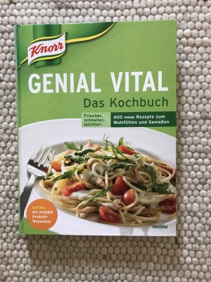 gebrauchtes Buch – Genial vital