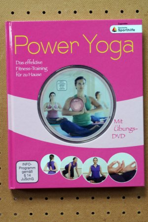 gebrauchtes Buch – Traczinski, Christa G – Power-Yoga - Das effektive Fitness-Training für zu Hause. Mit Übungs-DVD