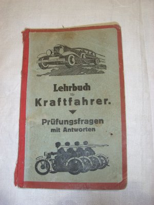 Lehrbuch für Kraftfahrer Prüfungsfragen und Antworten