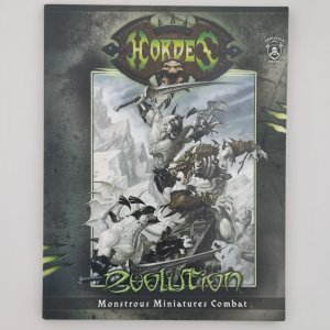 gebrauchtes Buch – Hordes - Evolution - Monstrous Miniatures Combat