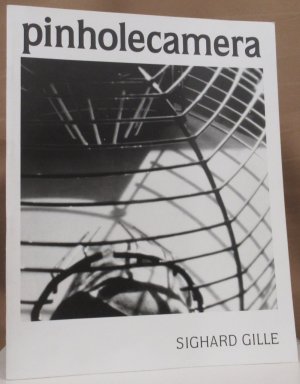 Pinholecamera. Text: I. G. Zet.