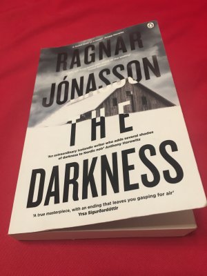 gebrauchtes Buch – Ragnar Jonasson – Darkness: A Thriller (Hidden Iceland, 1)