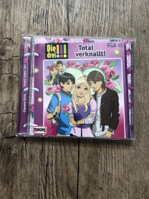 gebrauchtes Hörbuch – Die drei !!! Fall 16: Total verknallt