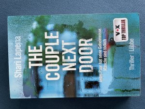 gebrauchtes Buch – Shari Lapena – The Couple Next Door