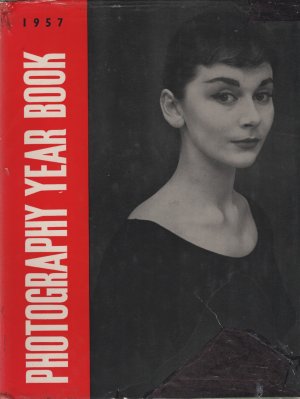 antiquarisches Buch – Hall, Norman  – Photography Year Book  1957  ++  1960  --  Masterpieces of Photography  =  2  Books