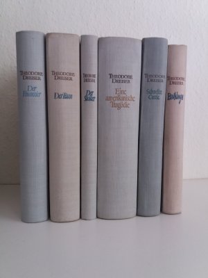 Konvolut von 6 Bänden der Werkausgabe. Dabei: Trilogie der Begierde (komplett / vollständig): Bände 1 bis 3. Band 1: Der Finanzier, Band 2: Der Titan, […]