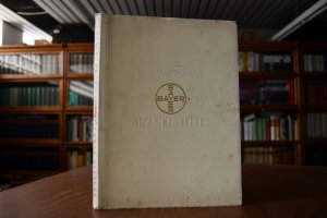 antiquarisches Buch – Fünfzig Jahre 1888-1938 Bayer Arzneimittel.