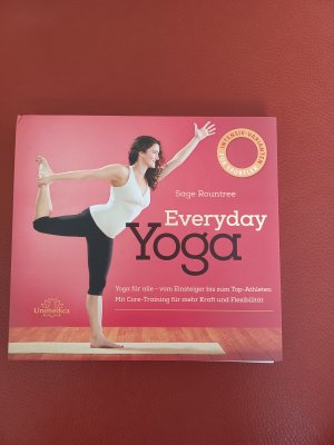 gebrauchtes Buch – Rountree, Saga NEU  – Everyday Yoga - Yoga für alle - vom Einsteiger bis zum Top-Athleten Mit Core-Training für mehr Kraft und Flexibilität