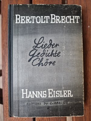 Lieder - Gedichte - Chöre. Mit 32 Seiten Notenbeilage.