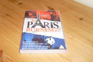 gebrauchter Film – Brennt Paris - Is Paris burning