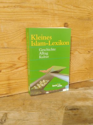 gebrauchtes Buch – Elger, Ralf Stolleis – Kleines Islam-Lexikon. Geschichte, Alltag, Kultur (Beck'sche Reihe)