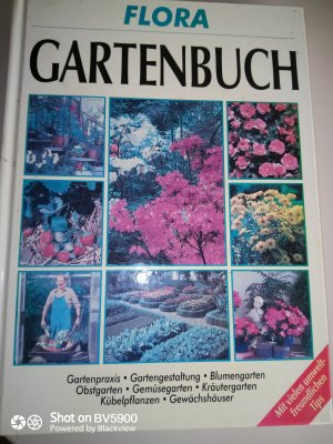 gebrauchtes Buch – Autorenkollektiv – Flora - Gartenbuch