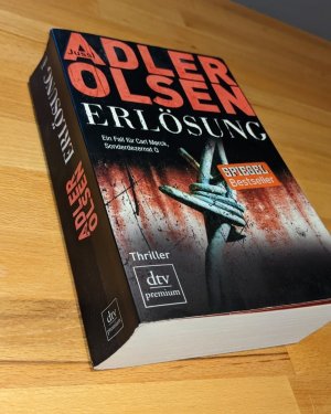 gebrauchtes Buch – Jussi Adler-Olsen – Erlösung - Der dritte Fall für Carl Mørck, Sonderdezernat Q, Thriller