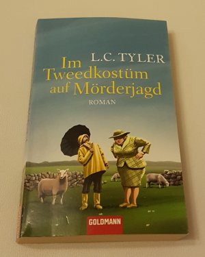 gebrauchtes Buch – L.C. Tyler – 02- Im Tweedkostüm auf Mörderjagd