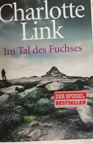 gebrauchtes Buch – Charlotte Link – Im Tal des Fuchses - Charlotte Link - 2013