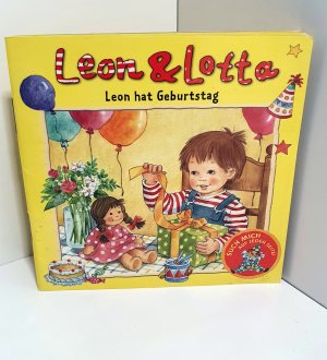 gebrauchtes Buch – Stefanie Köhler / Illustr. Jutta Langer – Leon & Lotta. Leon hat Geburtstag. Mini-Buch