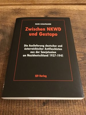 Zwischen NKWD und Gestapo (ISBN 9788126908578)