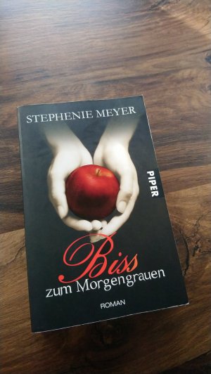 gebrauchtes Buch – Meyer, Stephanie – Biss zum Morgengrauen - Twilight