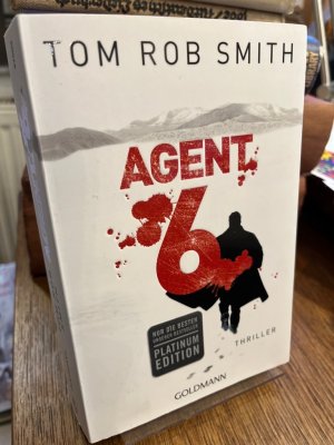 gebrauchtes Buch – Smith, Tom Rob – Agent 6. Thriller. Aus dem Engl. von Eva Kemper.