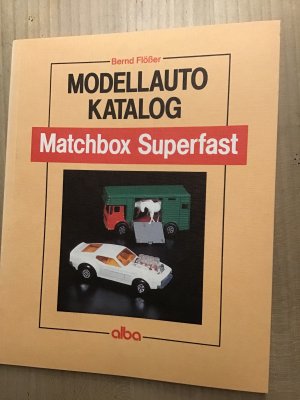 Modell Autokatalog Matchbox Superfast