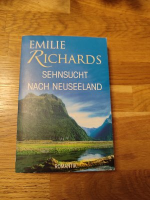 gebrauchtes Buch – Emilie Richards – Sehnsucht nach Neuseeland