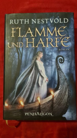 gebrauchtes Buch – Ruth Nestvold – Flamme und Harfe