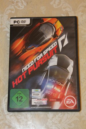 gebrauchtes Spiel – Need For Speed: Hot Pursuit