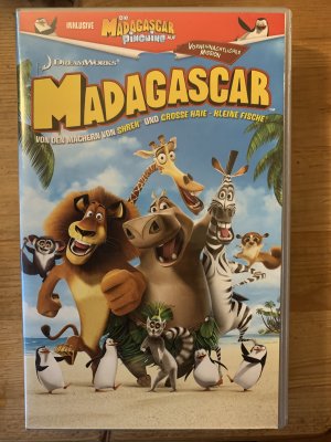 gebrauchter Film – Madagascar inklusive Die Madagascar Pinguinie auf vorweihnachtlicher Mission