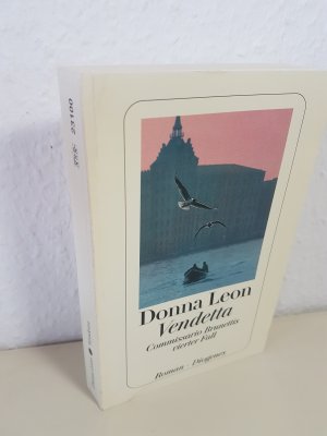 gebrauchtes Buch – Donna Leon – Vendetta - Commissario Brunettis vierter Fall