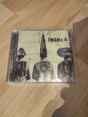 Enigma-Le Roi Est Mort, Vive Le Roi!