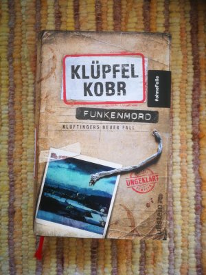 gebrauchtes Buch – Klüpfel, Volker; Kobr, Michael – Funkenmord (Kluftinger-Krimis 11) - Kluftingers neuer Fall | Mord und Totschlag im Allgäu: Kommissar Kluftinger ermittelt wieder Der Nummer-Eins-Bestseller des Erfolgsduos