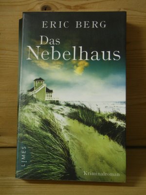 gebrauchtes Buch – Eric Berg – "Das Nebelhaus" Kriminalroman