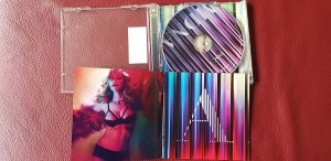 gebrauchter Tonträger – Madonna – MDNA. deluxe 2-CD-Set