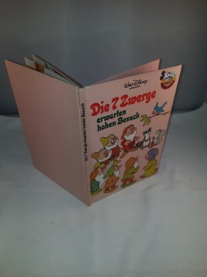 gebrauchtes Buch – Walt Disney präsentiert: Die 7 Zwerge erwarten Besuch