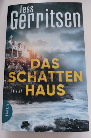 gebrauchtes Buch – Tess Gerritsen – Das Schattenhaus