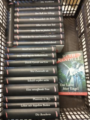 Ruth Rendell Bücherpaket Sammlung, 19 Romane Weltbild Sammler Editionen. Inspector Wexfords Fälle: In blinder Panik. Leben mit doppelten Boden. Eine entwaffnete […]