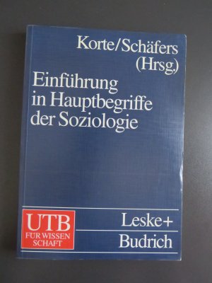 Einführung in Hauptbegriffe der Soziologie