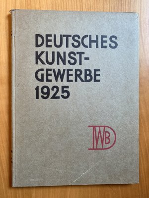 Das Deutsche Kunstgewerbe im Jahr der grossen Pariser Ausstellung. Bilder von der deutschen Abteilung der Internationalen Kunstgewerbeausstellung in Monza […]