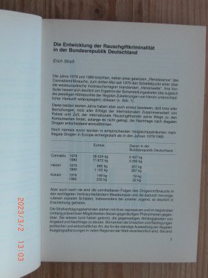 gebrauchtes Buch – Bundeskriminalamt  – Polizeiliche Drogenbekämpfung -  - BKA Schriftenreihe Band 49