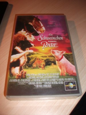 gebrauchter Film – Ein Schweinchen namens Babe